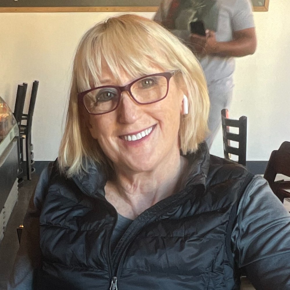Meet your Posher, Deborah